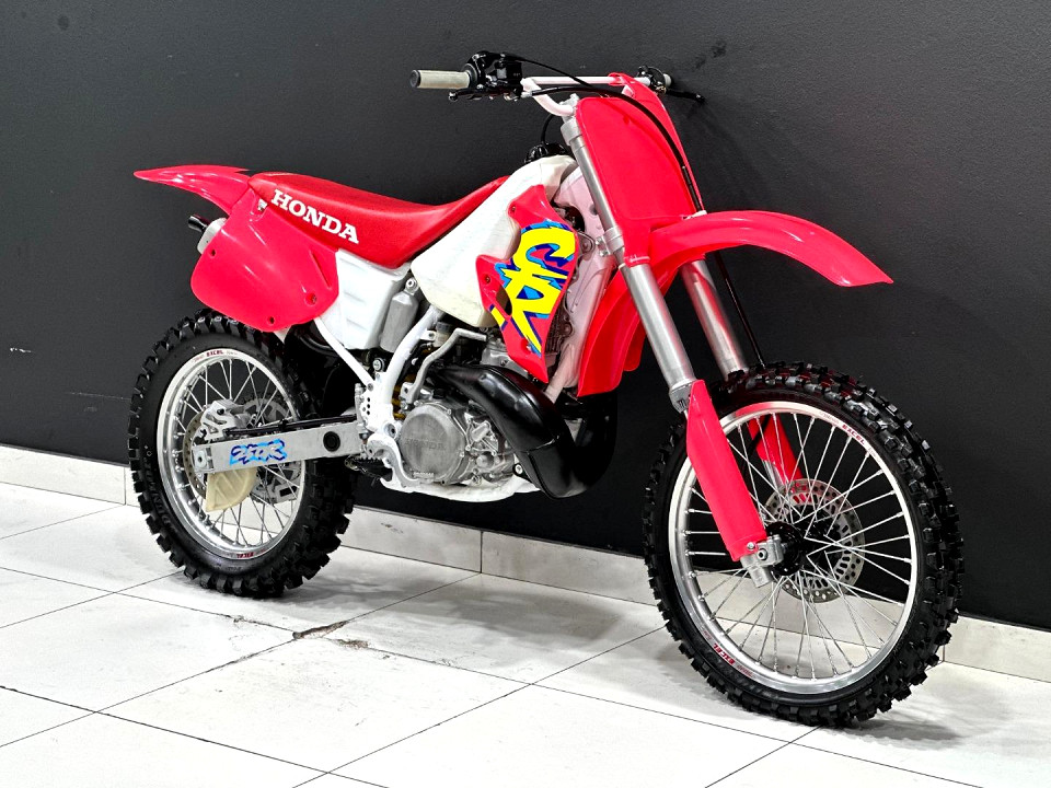 HONDA 250 2 stroke Classic Collectable, image 2