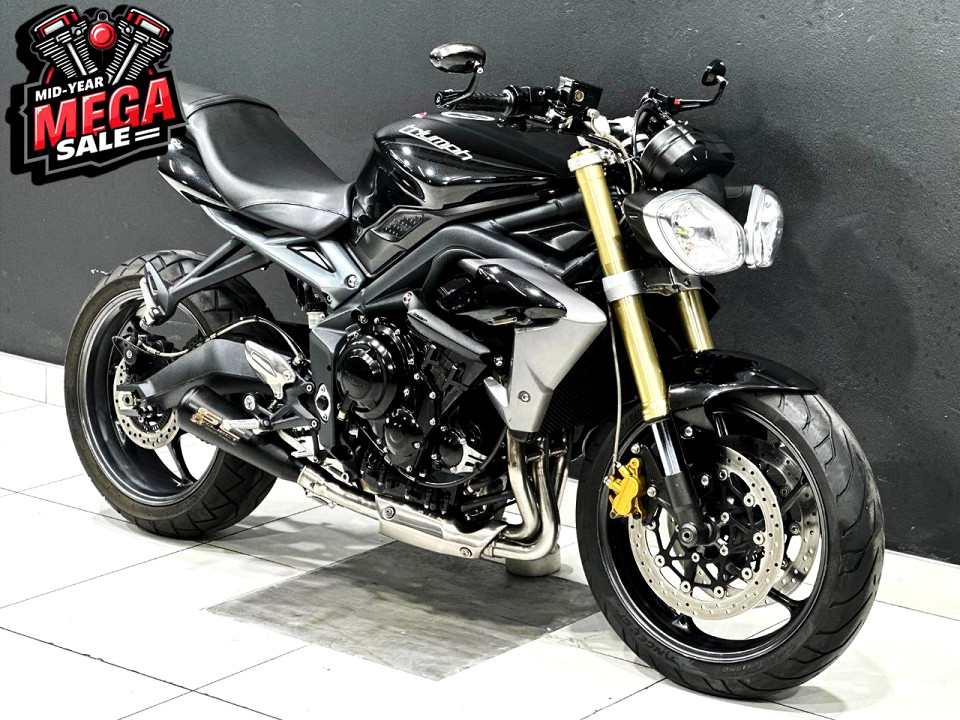 TRIUMPH Street Triple, image 1