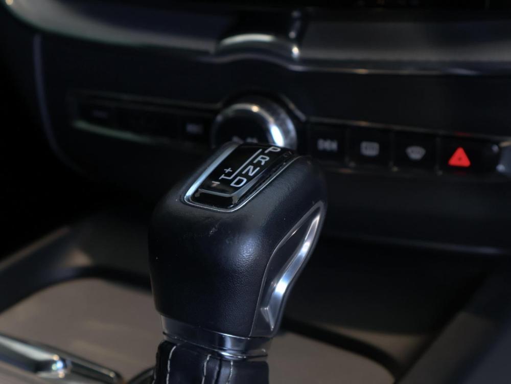 Volvo XC60 D5 AWD R-Design, image 2