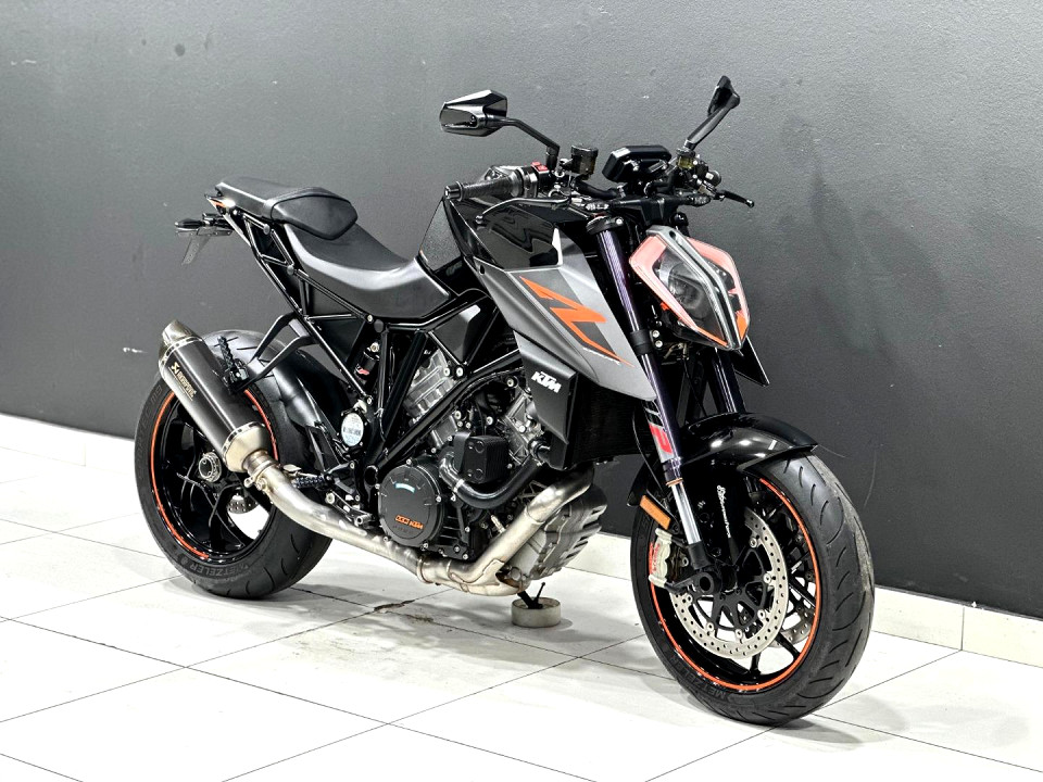 KTM SUPERDUKE R, image 1