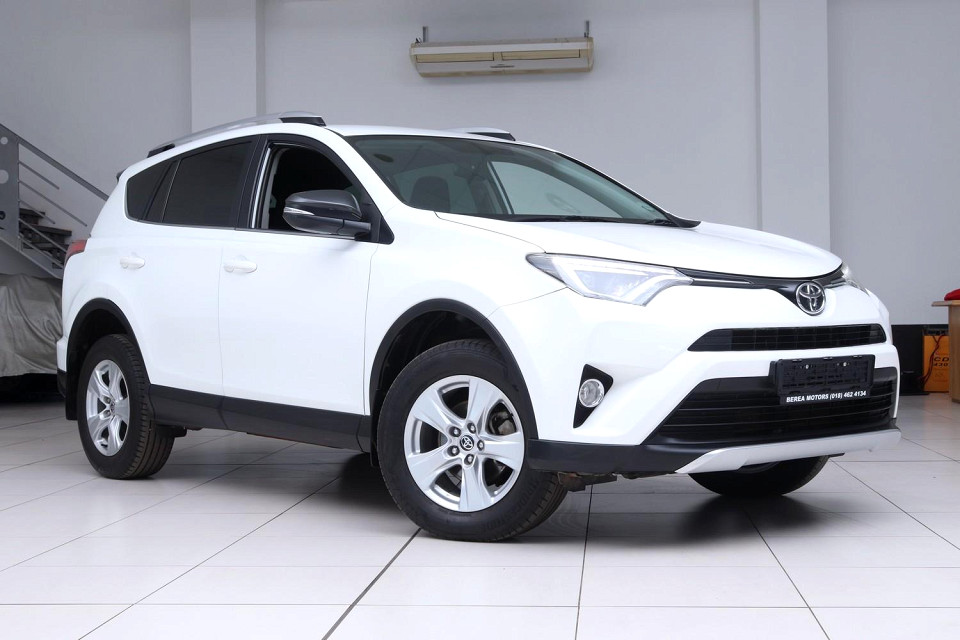 TOYOTA RAV4 2.0 GX A/T, image 1
