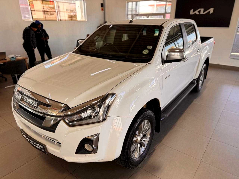 ISUZU D-MAX 300 LX D/C P/U, image 1