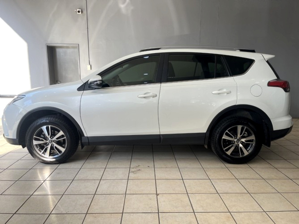TOYOTA RAV4 2.0 GX A/T, image 2