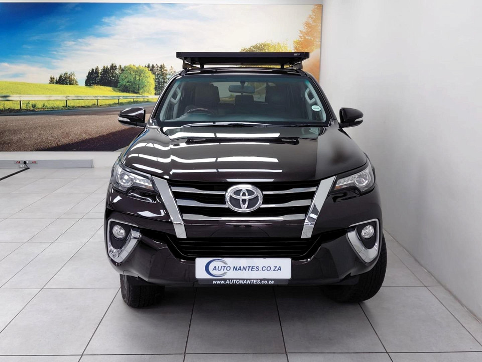 TOYOTA FORTUNER 4.0 V6 4X4 A/T, image 2