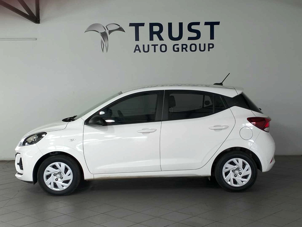 HYUNDAI GRAND i10 1.0 MOTION, image 2