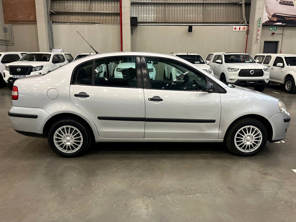VOLKSWAGEN POLO CLASSIC 1.6 TRENDLINE, image 2