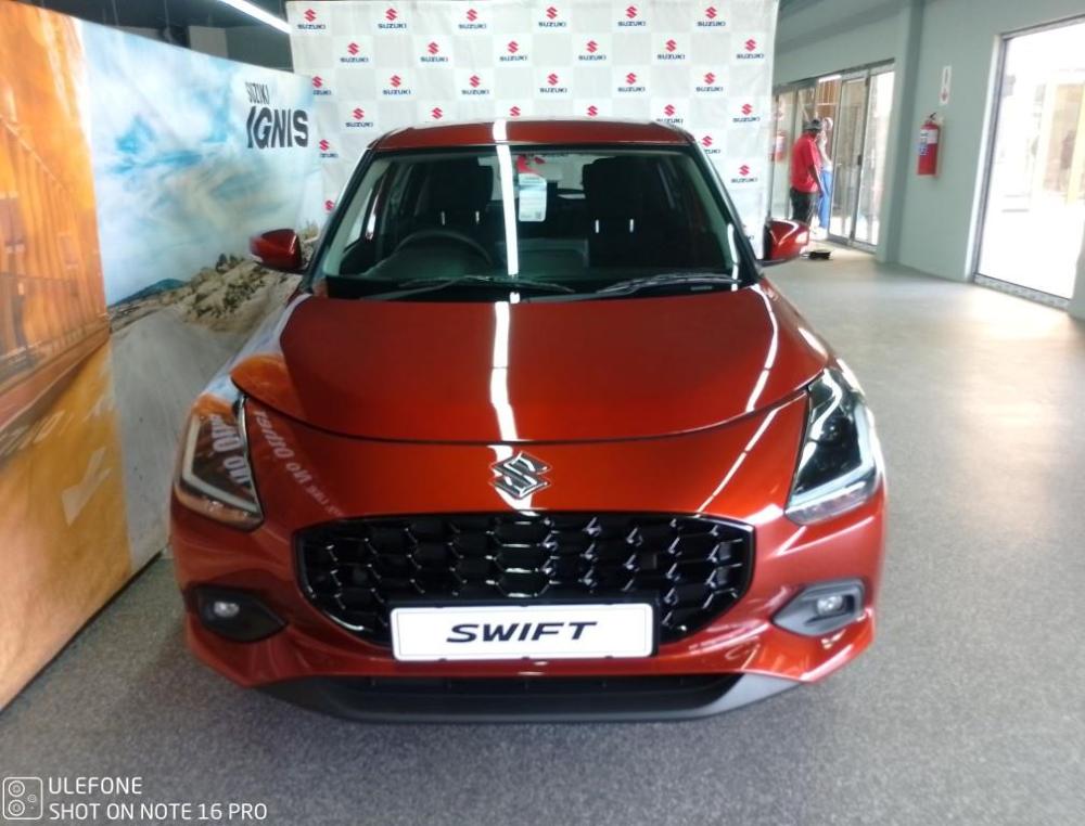 Suzuki Swift 1.2 GLX CVT, image 2