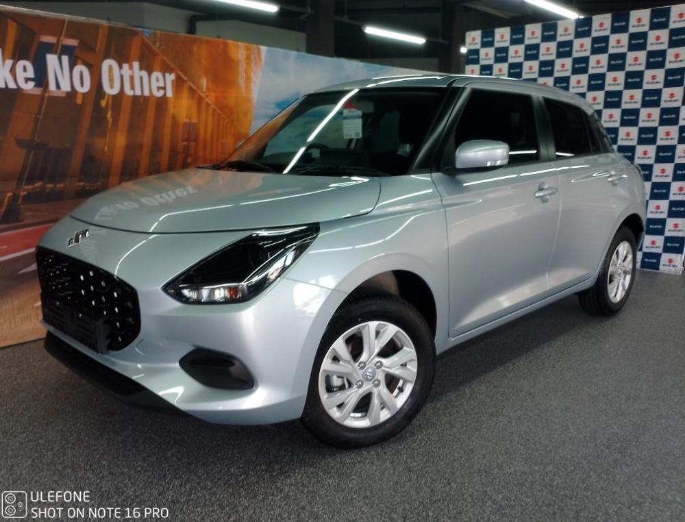 Suzuki Swift 1.2 GL+ CVT, image 1