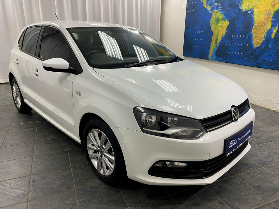 VOLKSWAGEN POLO VIVO 1.4 COMFORTLINE (5DR), image 1