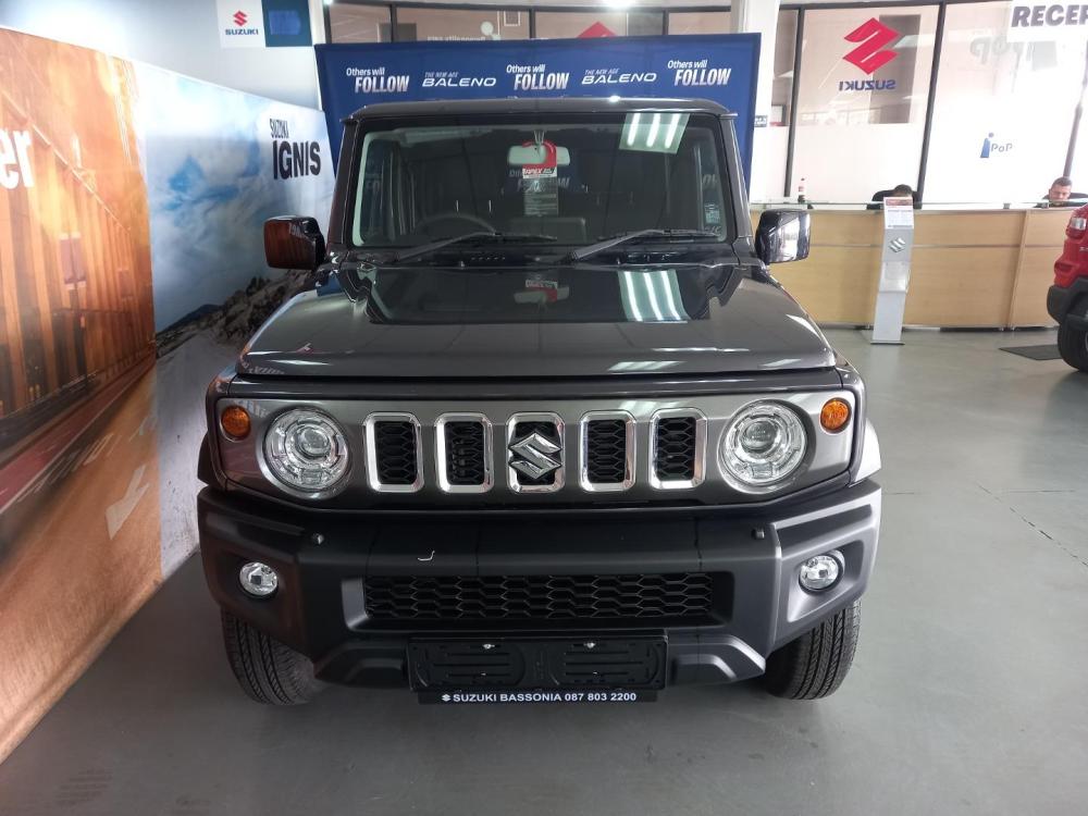 Suzuki Jimny 1.5 GLX Auto 5Dr, image 2