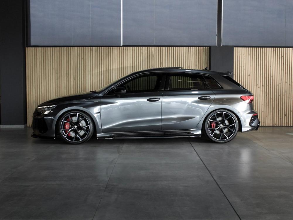Audi RS3 Sportback quattro S Tronic, image 2