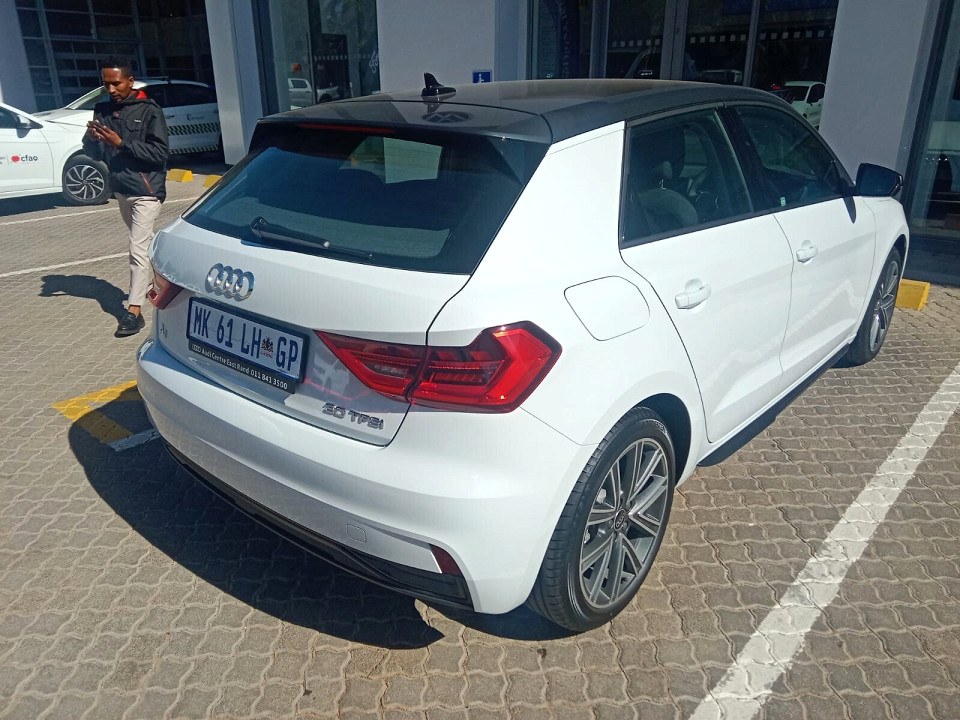 AUDI A1 SPORTBACK 30 TFSI ADVANCED S-TRONIC, image 1