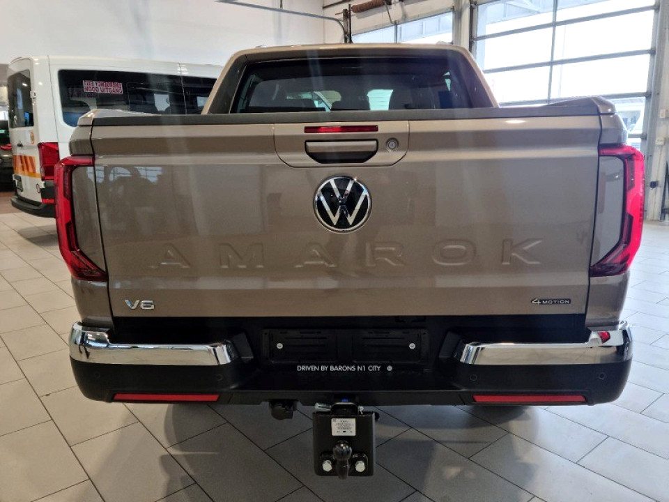 VOLKSWAGEN AMAROK 3.0TDI V6 184KW 4MOT AVENTURA A/T D/C P/U, image 2
