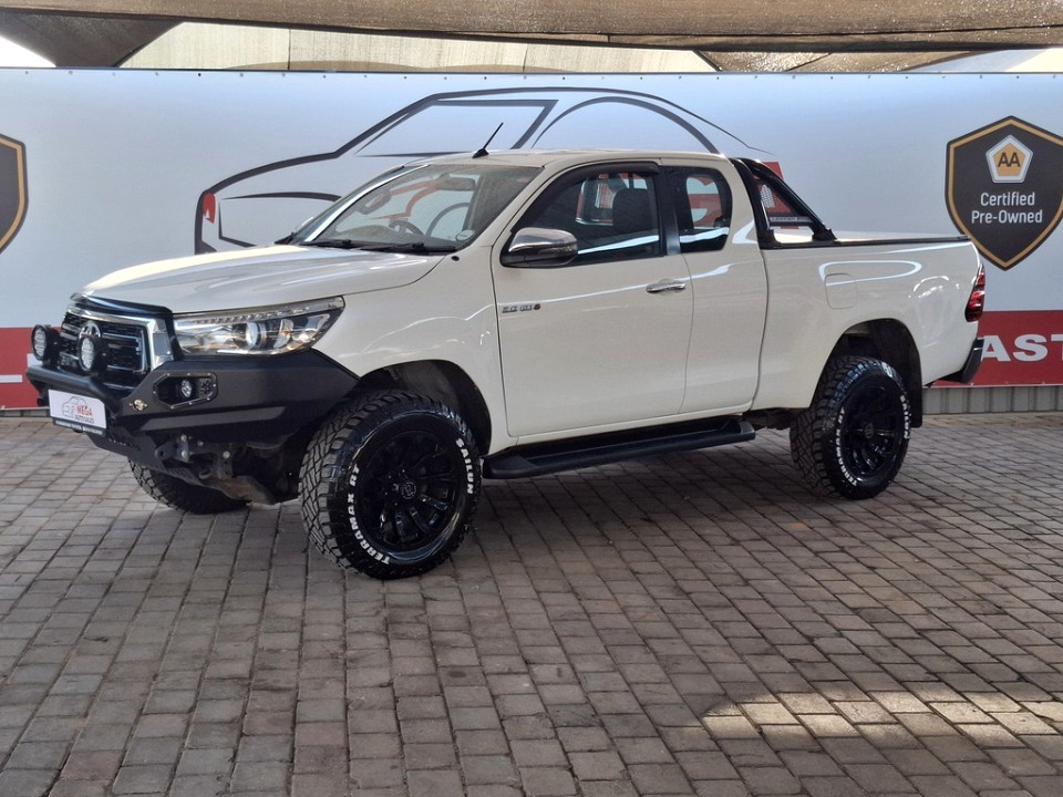TOYOTA HILUX 2.8 GD-6 RAIDER 4X4 P/U E/CAB, image 2