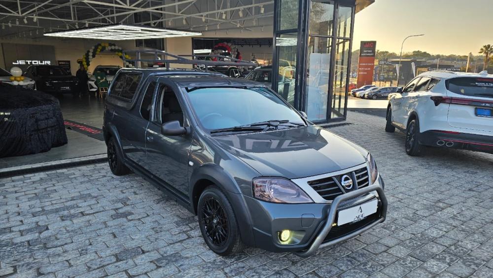 Nissan NP200 1.6 8V Base A/C + Safety Pack, image 1