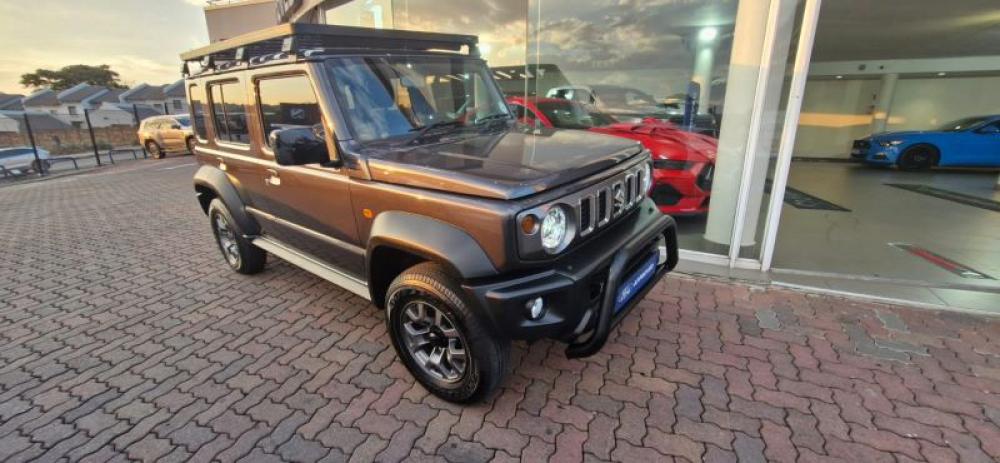 Suzuki Jimny 1.5 GLX 5Dr, image 2