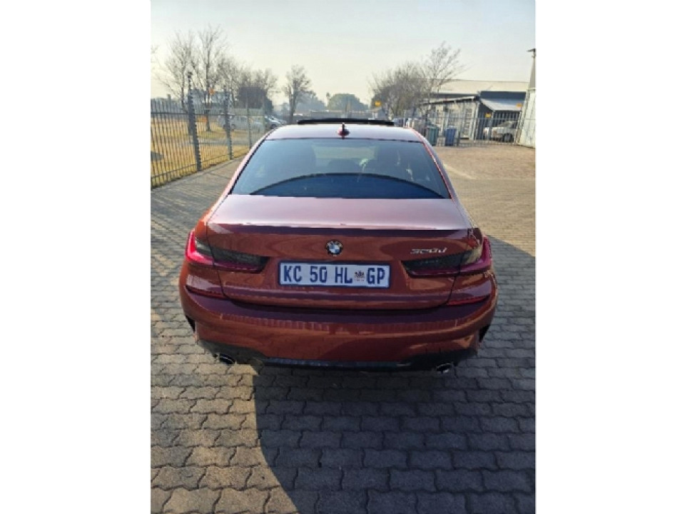 BMW 320d M Sport, image 2