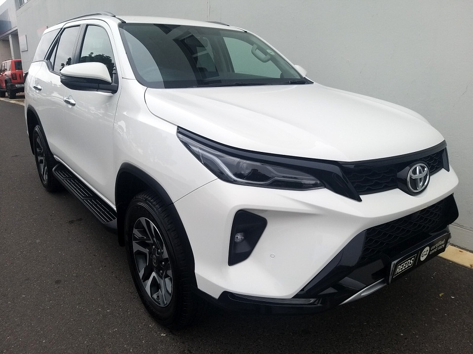 TOYOTA FORTUNER 2.4GD-6 4X4 A/T, image 1