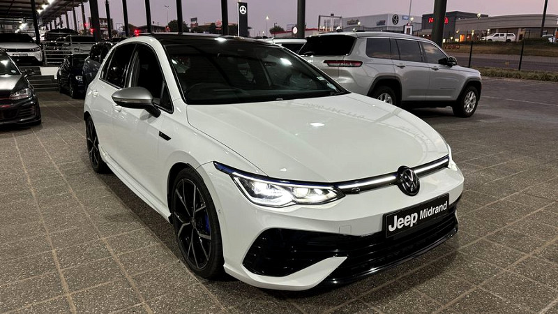 VOLKSWAGEN GOLF 8 2.0 TSI R DSG, image 1