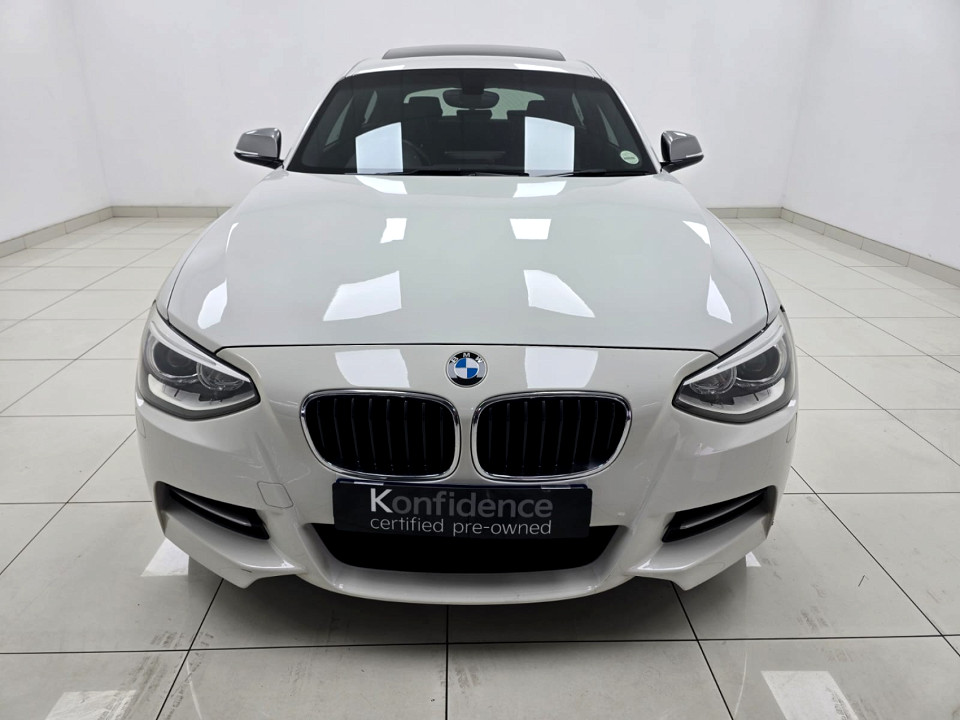 BMW M135i 3-door auto, image 2