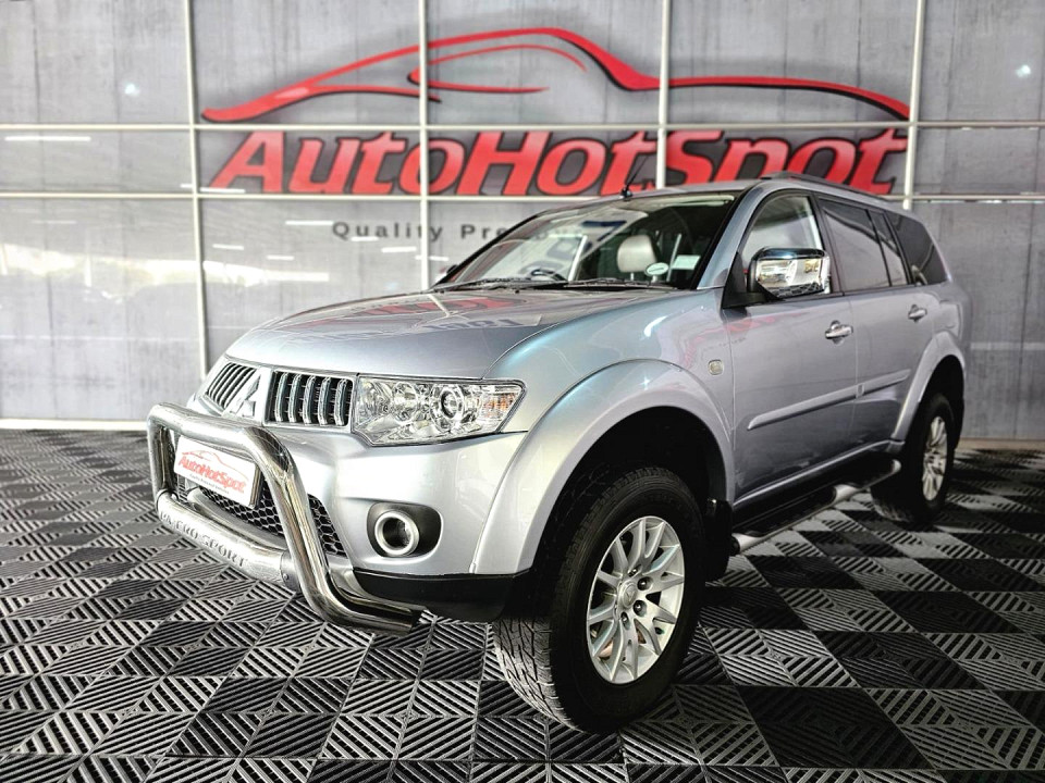 Mitsubishi Pajero Sport 3.2DI-D GLS auto, image 1