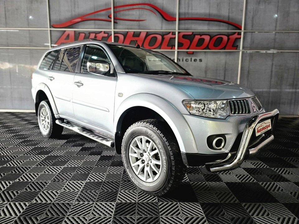 Mitsubishi Pajero Sport 3.2DI-D GLS auto, image 2
