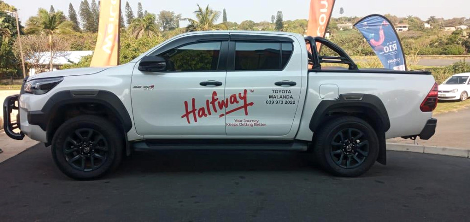 TOYOTA HILUX 2.8 GD-6 RB LEGEND A/T P/U D/C (MHEV), image 2