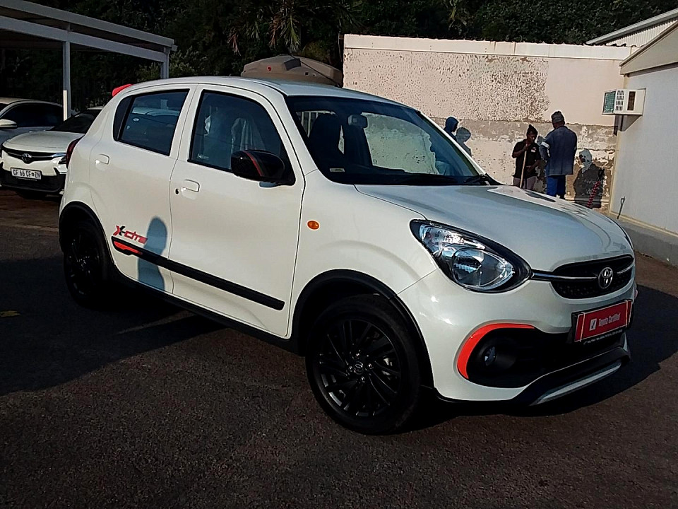 TOYOTA VITZ 1.0 XR X-CITE, image 1