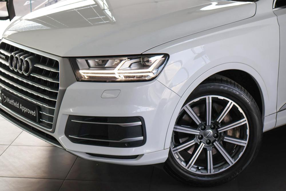 Audi Q7 3.0 TDI V6 Quattro Tiptronic (45 TDI), image 2
