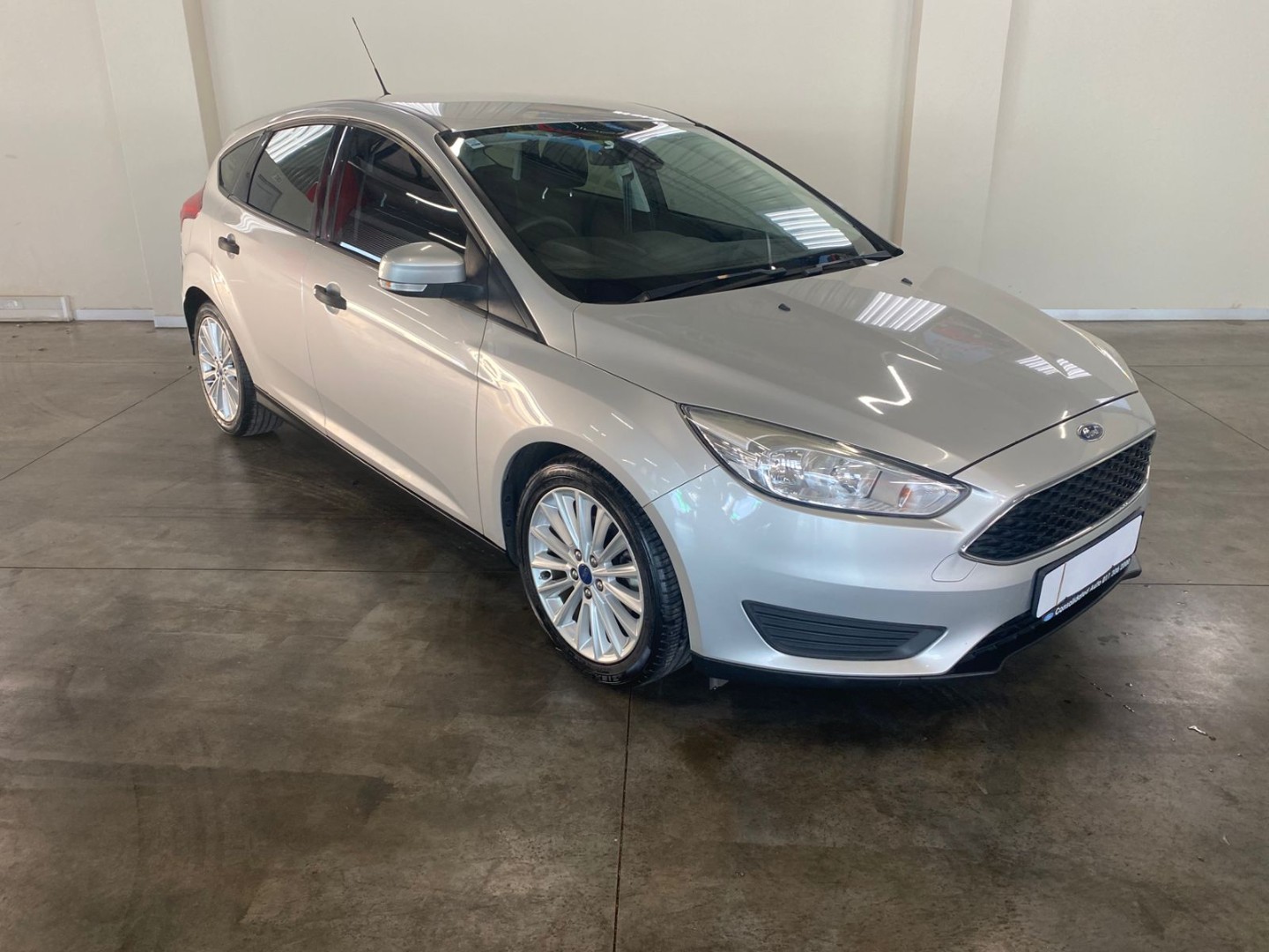 FORD FOCUS 1.0 ECOBOOST AMBIENTE 5Dr, image 1