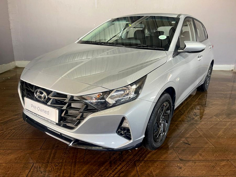Nissan Magnite 1.0T Acenta, image 2