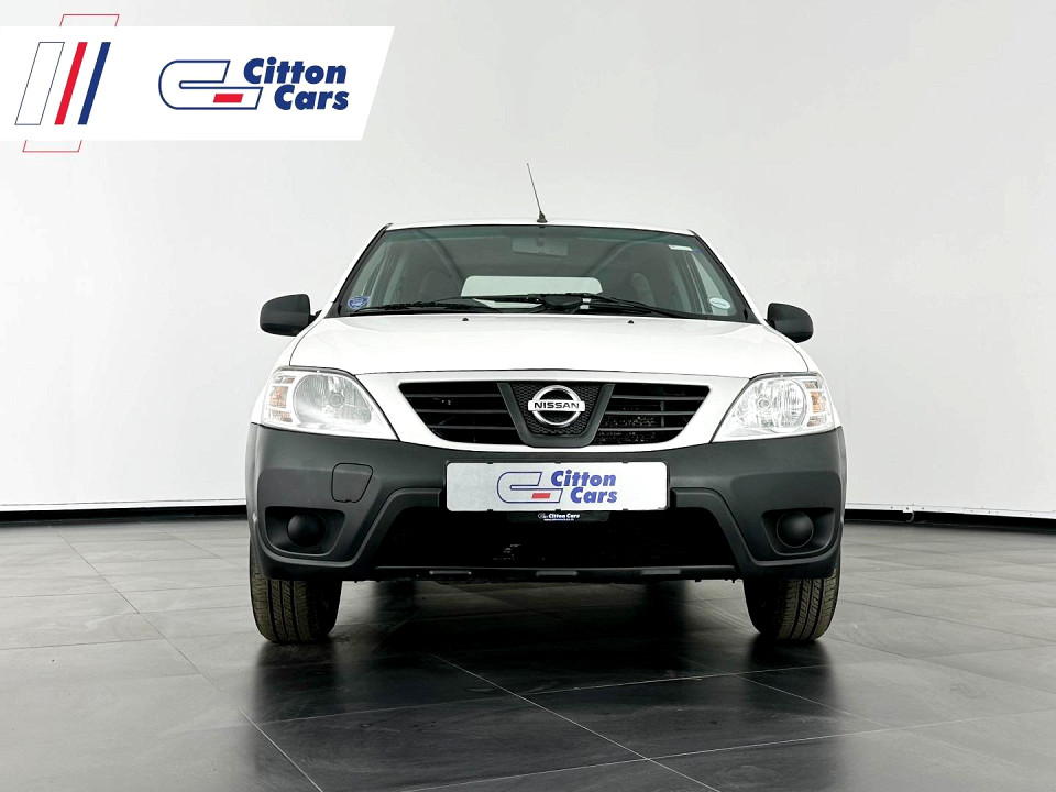 NISSAN NP200 1.6  P/U S/C, image 1