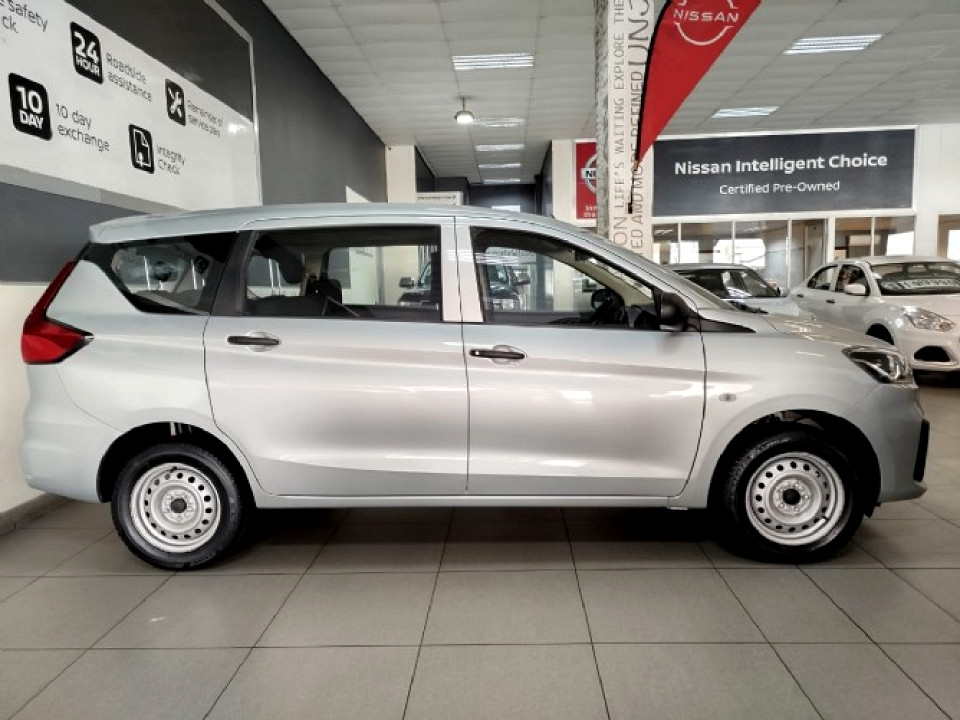 SUZUKI ERTIGA 1.5 GA, image 2
