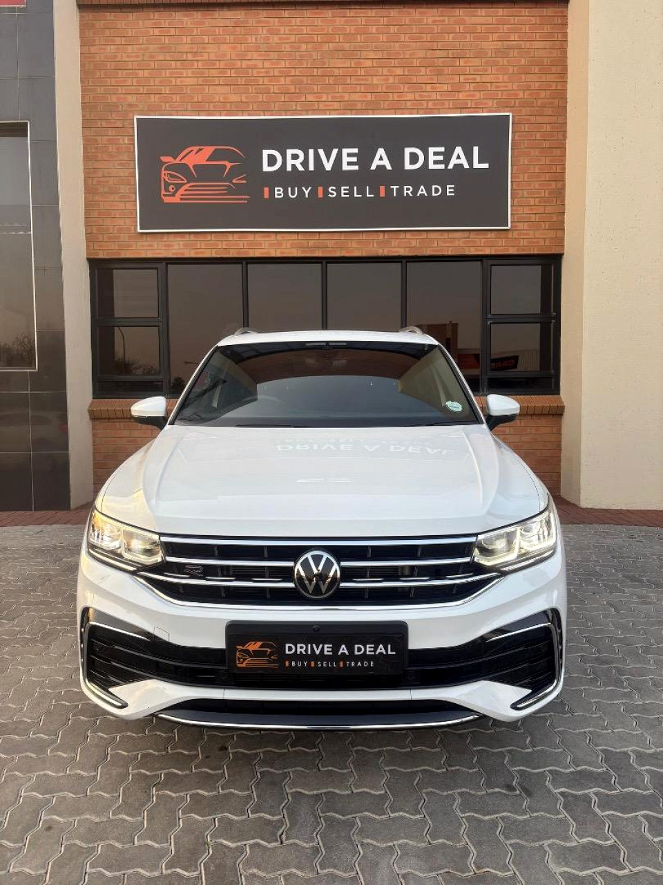 VOLKSWAGEN TIGUAN 2.0 TSI R-LINE 4MOTION DSG (162KW), image 2