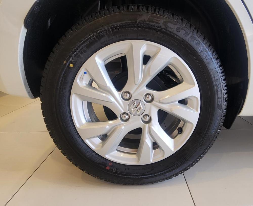 Suzuki Swift 1.2 GL+ MT, image 2