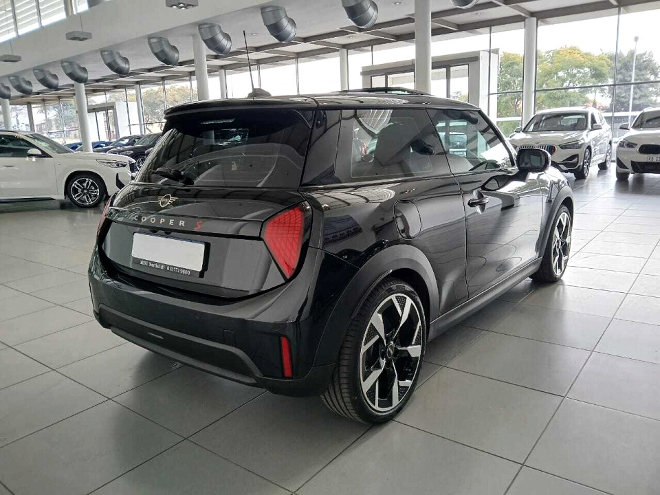 MINI COOPER S A/T (F66), image 2