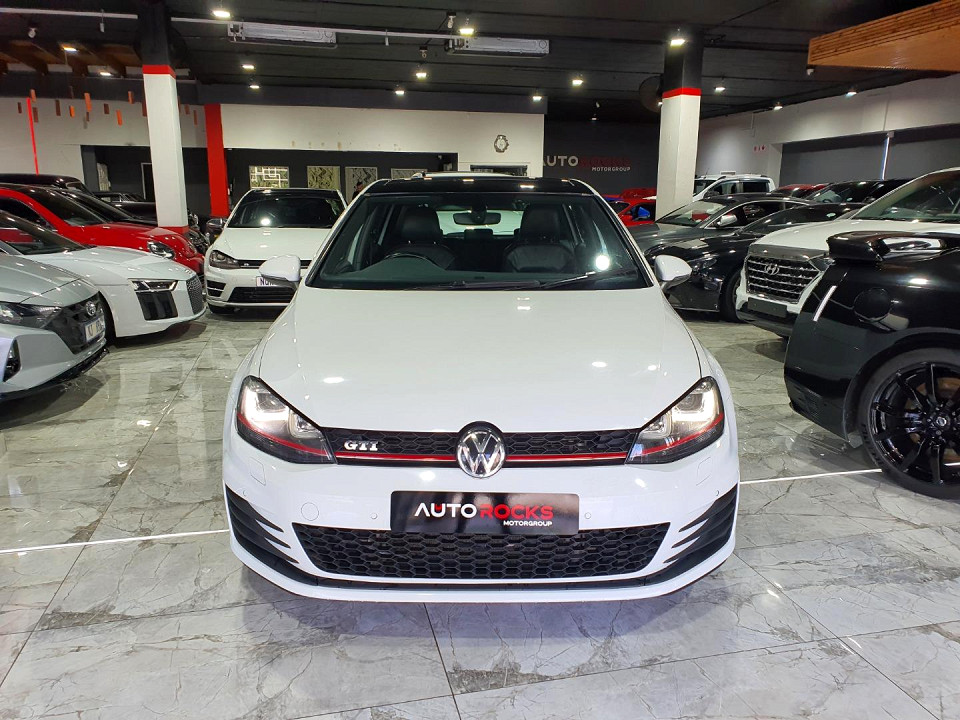 VOLKSWAGEN GOLF VII GTi 2.0 TSI DSG, image 2
