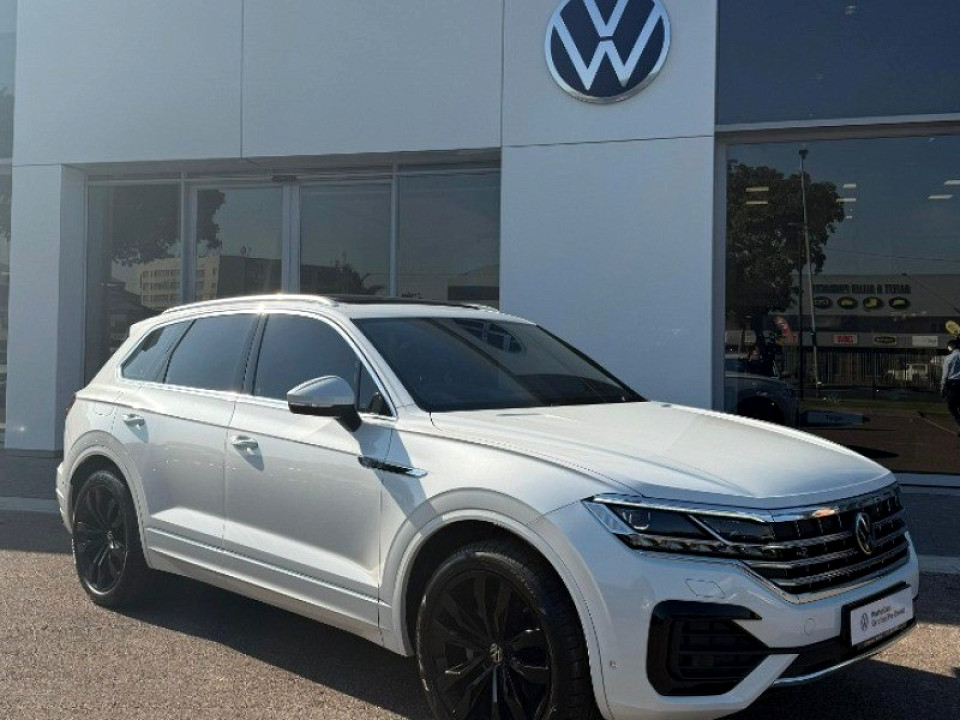 VOLKSWAGEN TOUAREG 3.0 TDI V6 EXECUTIVE, image 1