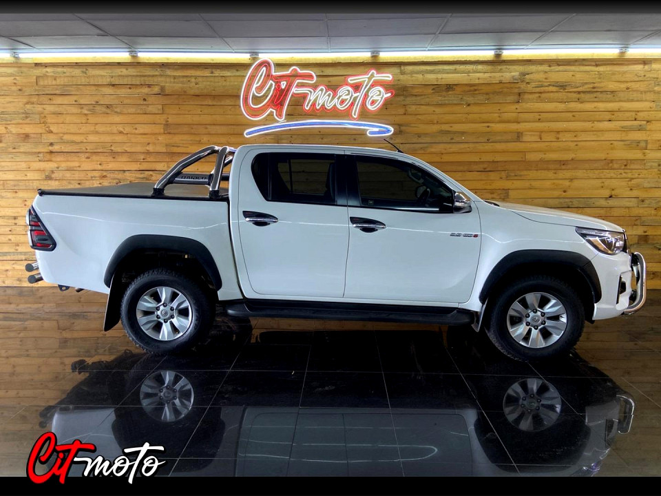 Toyota Hilux 2.8GD-6 double cab Raider auto, image 2
