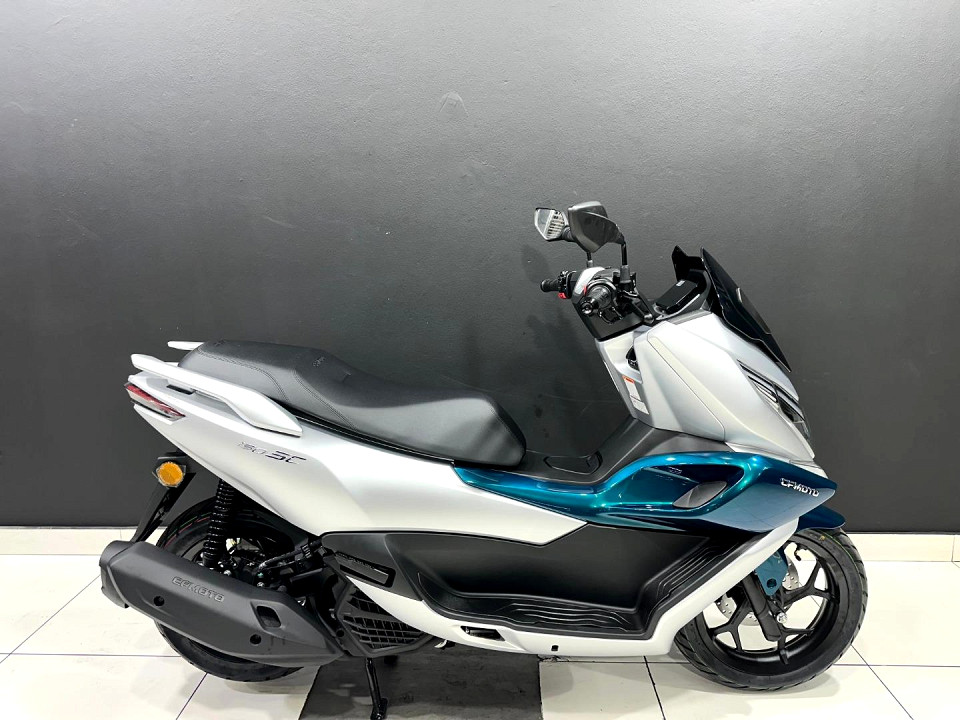 CFMOTO Scooter, image 2