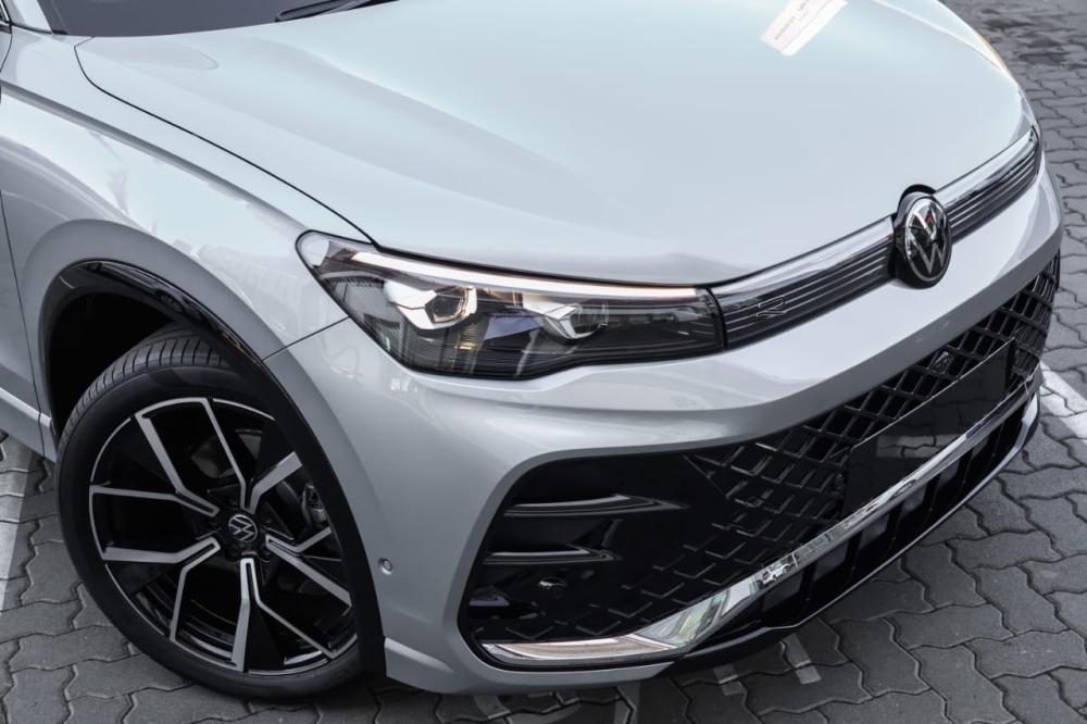 Volkswagen Tiguan R-Line 1.4 TSI 110 kW DSG, image 1