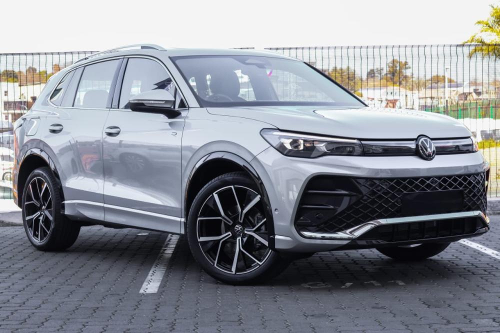 Volkswagen Tiguan R-Line 1.4 TSI 110 kW DSG, image 2