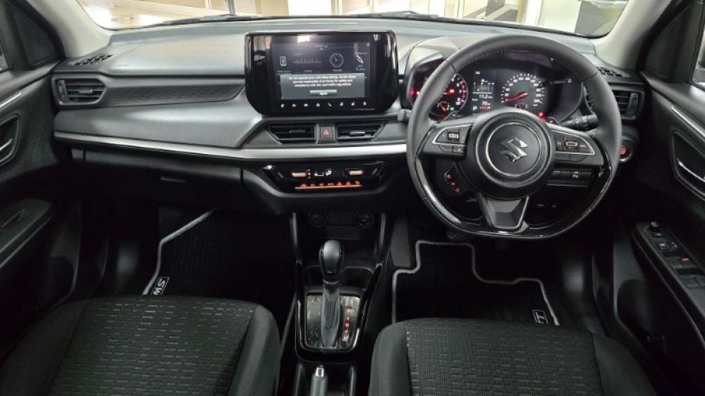 Suzuki Swift 1.2 GLX CVT, image 2
