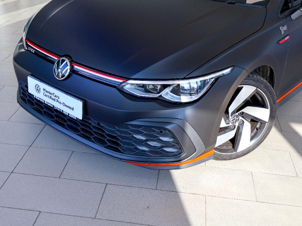 Volkswagen Golf 8 GTi  2.0 TSI DSG, image 2