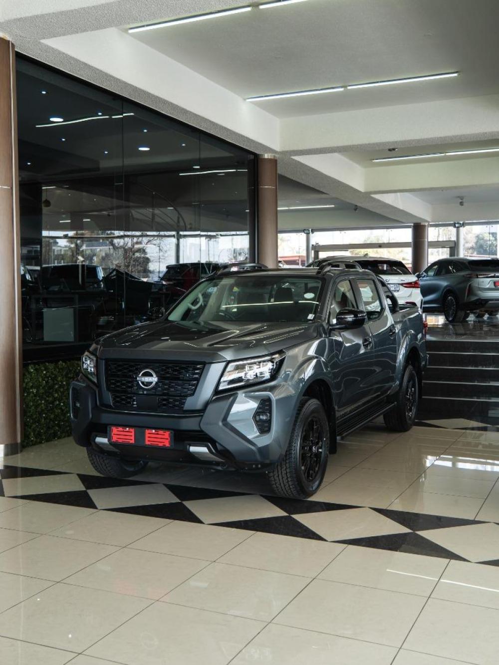 Nissan Navara 2.5DDTi Stealth 4x2 AT, image 1