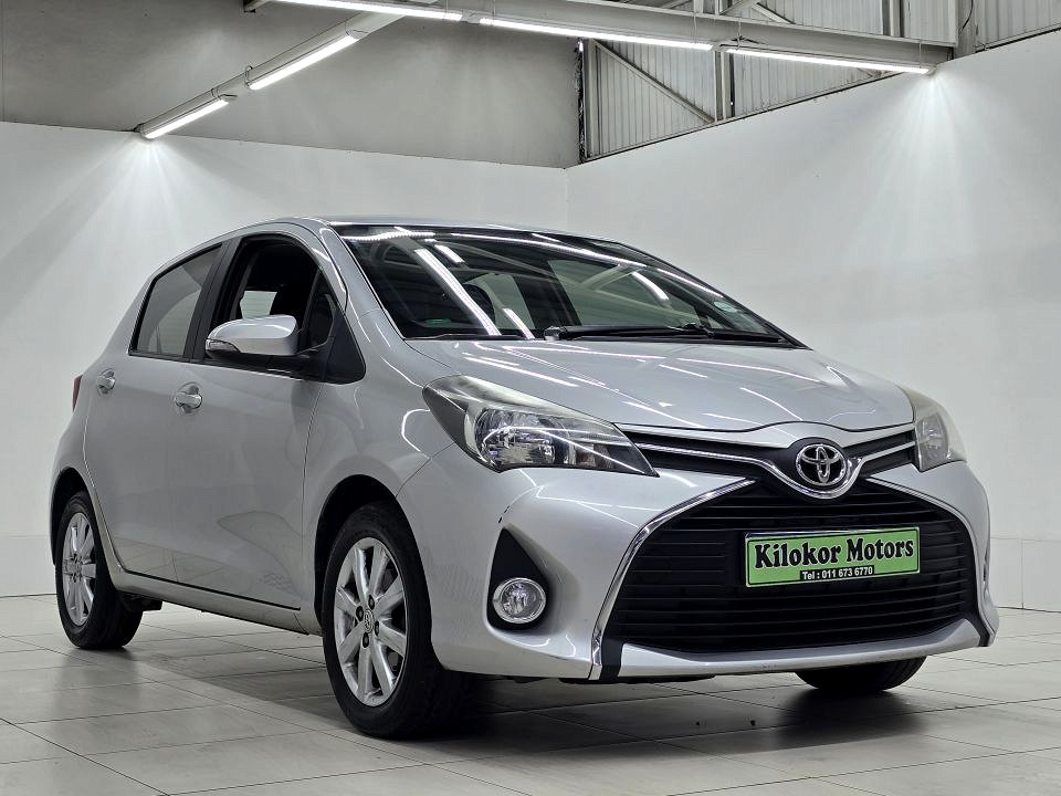 TOYOTA YARIS 1.0 XS 5Dr, image 1