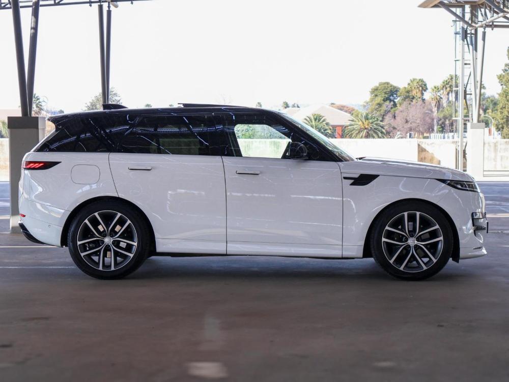 Land Rover Range Rover Sport 3.0D Dynamic HSE (D350), image 2