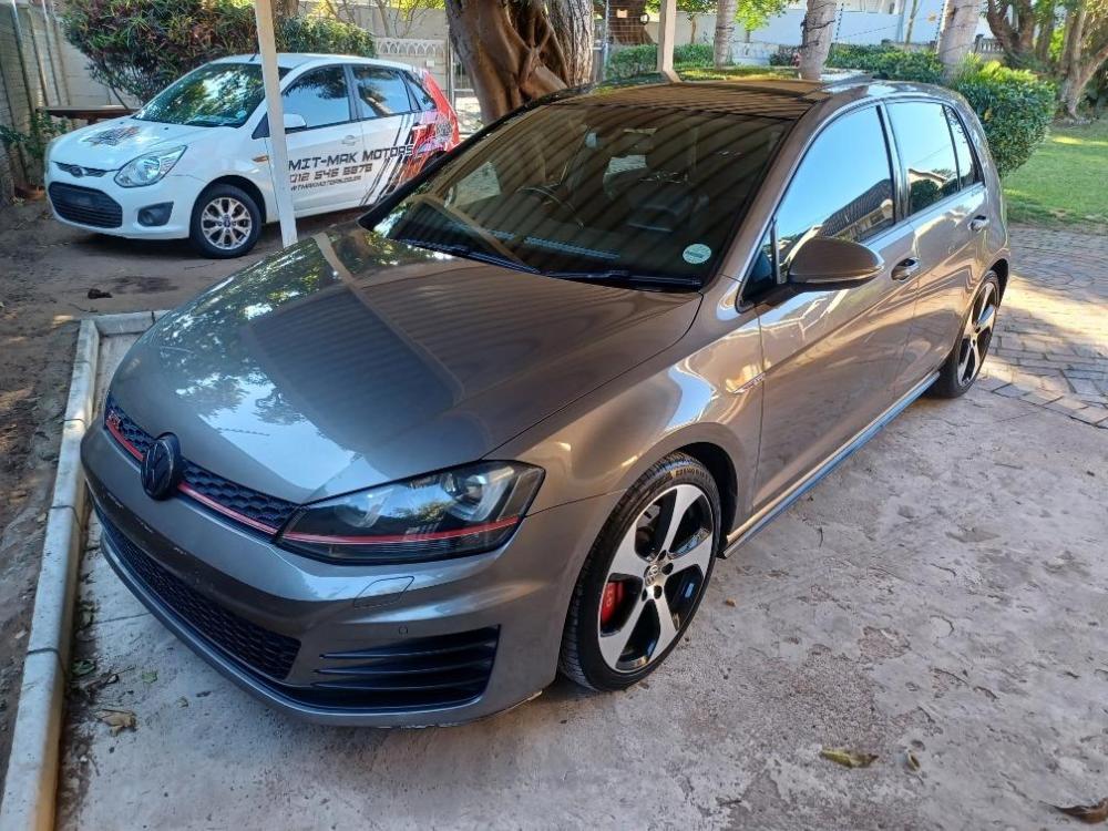 Volkswagen Golf 2.0 TSI GTI DSG Performance Pack, image 1