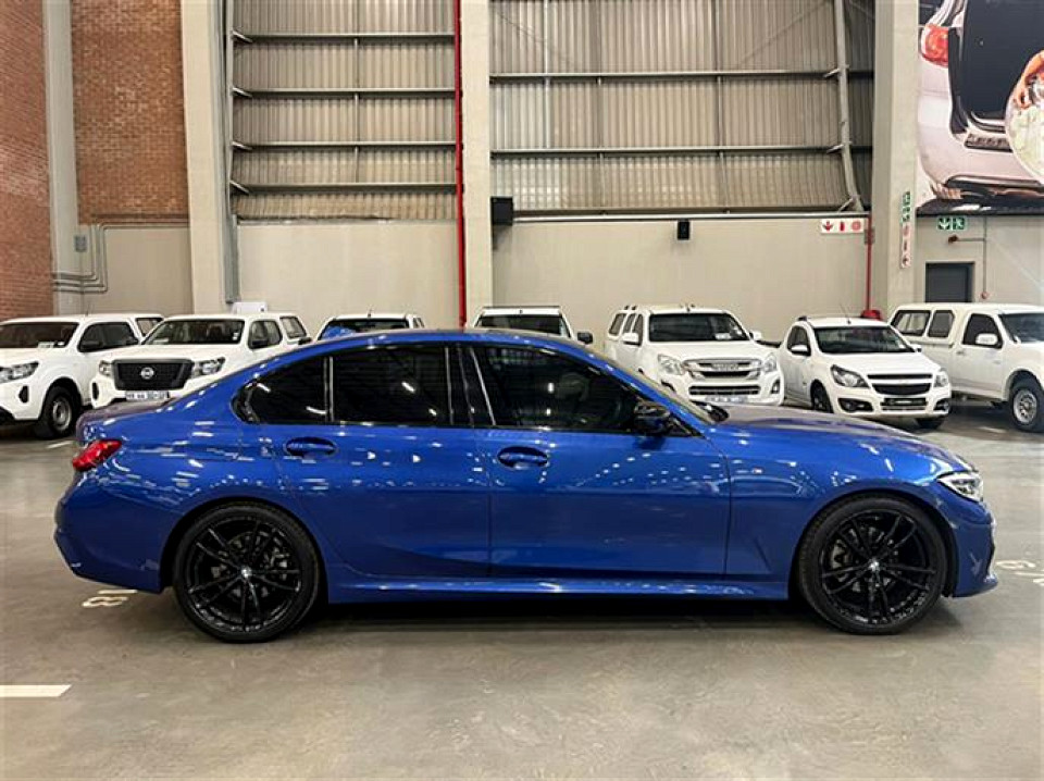 BMW 320d M Sport, image 2