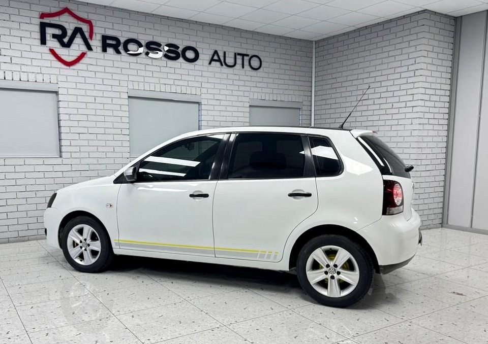 VOLKSWAGEN POLO VIVO GP 1.4 STREET 5DR, image 2